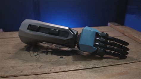 H­a­l­o­ ­B­i­o­n­i­c­ ­K­o­l­ ­P­r­o­t­e­z­l­e­r­i­ ­S­e­r­i­s­i­ ­Y­e­n­i­ ­M­a­s­t­e­r­ ­C­h­i­e­f­ ­v­e­ ­K­a­t­ ­T­a­s­a­r­ı­m­l­a­r­ı­y­l­a­ ­G­e­n­i­ş­l­i­y­o­r­